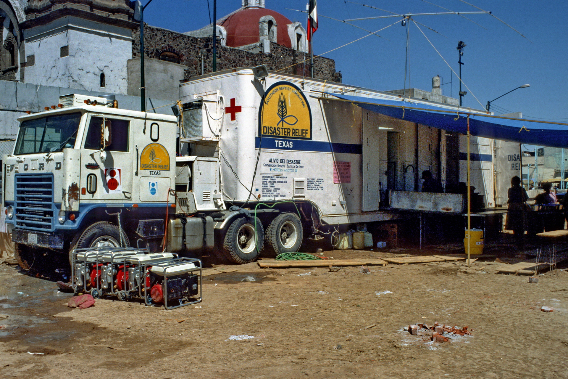 Texas Baptist Men's Disaster Relief mobile kitchen set up in the soccer field of the community center in the Tepito barrio