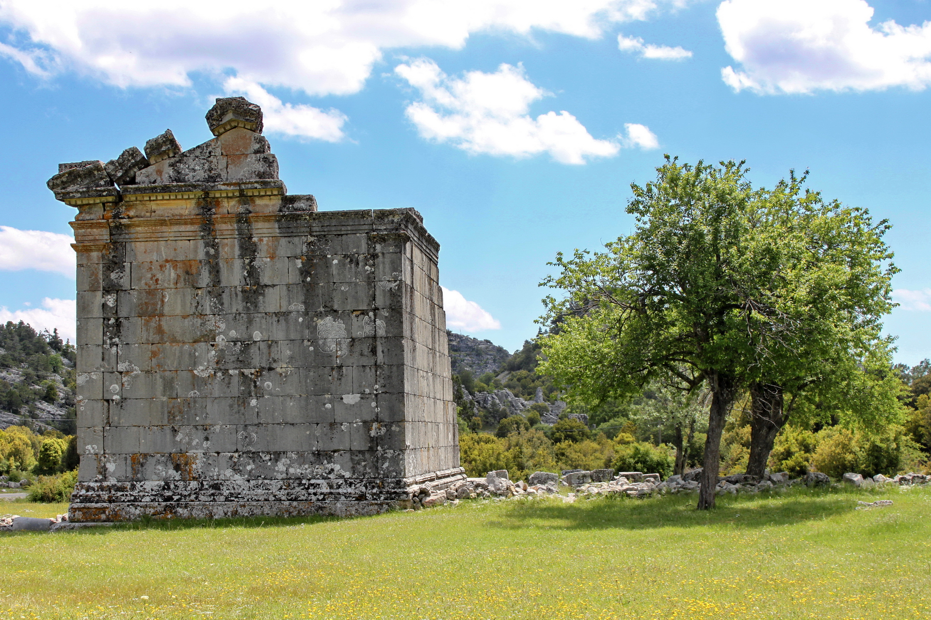 Adada: Temple of the Emperors